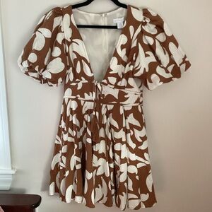 House of Harlow 1960 Tan and Cream Apparel